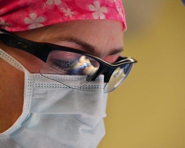 Consenso internacional para diretrizes de tratamento da hérnia inguinal