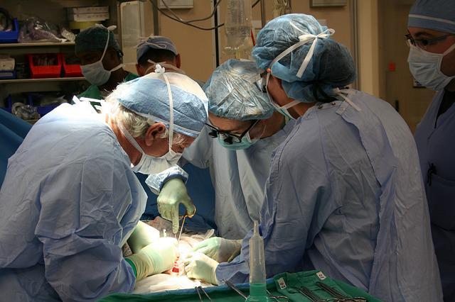Associação de hipotermia intraoperatória e maior mortalidade em pacientes com fraturas de quadril