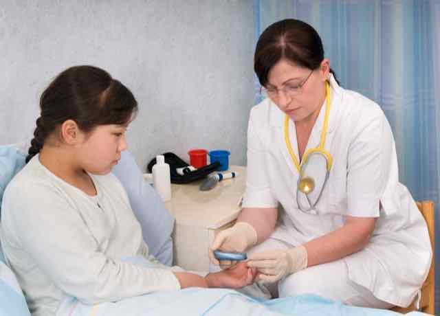 Metformina diminui peso em adolescentes com diabetes tipo 1