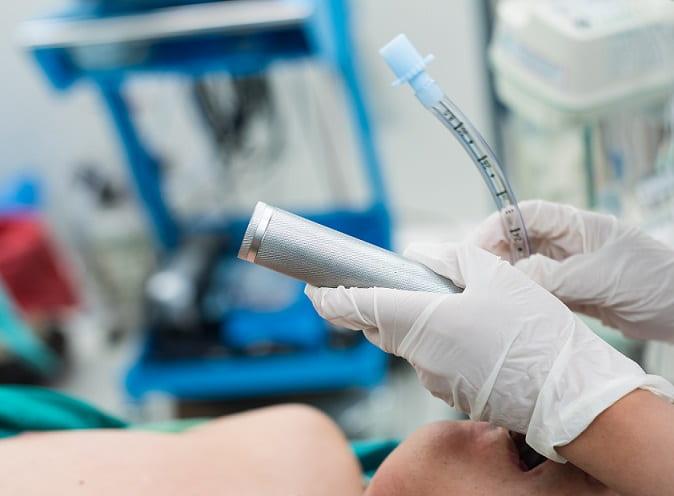 Intubação endotraqueal em pediatria: como escolher o tubo?