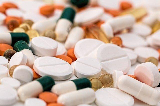 Azitromicina como profilaxia pós-exposição à N. meningitidis é eficaz?