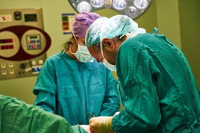 Toracoscopia avança na hérnia diafragmática congênita
