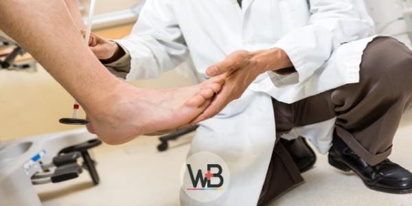 Paciente com fascite plantar em atendimento