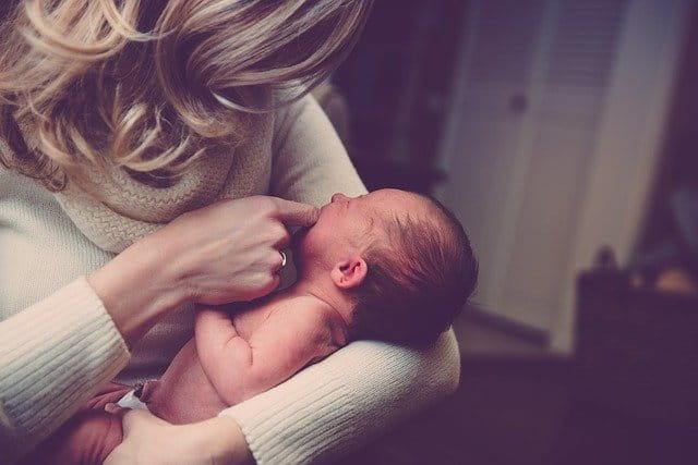 Representação de uma das mães do estudo que as ensinou a identificar icterícia em bebês