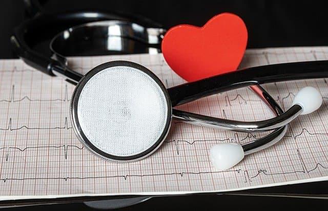 Cardiologistas são convocados para ajudar população do Amazonas via telemedicina
