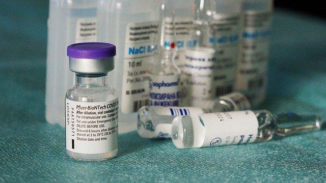 Anvisa alerta sobre risco de miocardite e pericardite pós-vacinação com imunizantes com RNAm