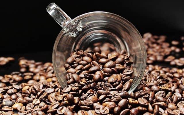 Café está ou não associado ao aumento do risco de arritmias?