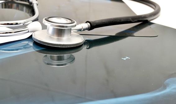 Qual o melhor tratamento para fraturas da cabeça do rádio Mason 2?