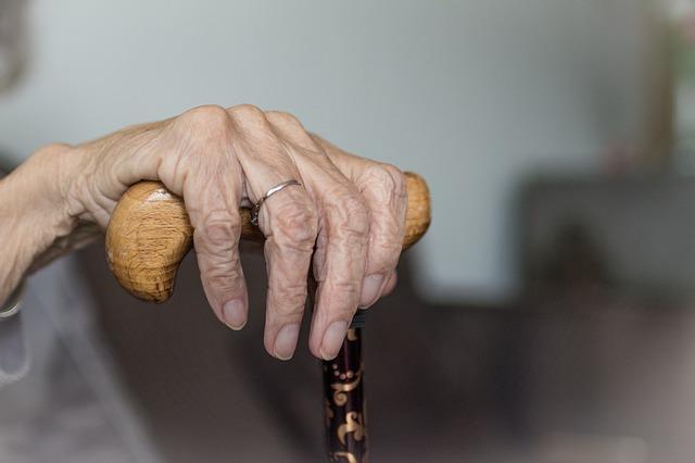 Descontinuar o uso de estatinas em idosos pode impactar nos desfechos clínicos