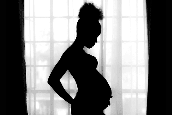 Estudo compara dolutegravir e outros regimes de antirretrovirais usados na gestação