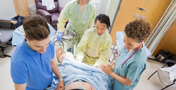 Eficácia do tamponamento precoce com balão intrauterino para hemorragia pós-parto