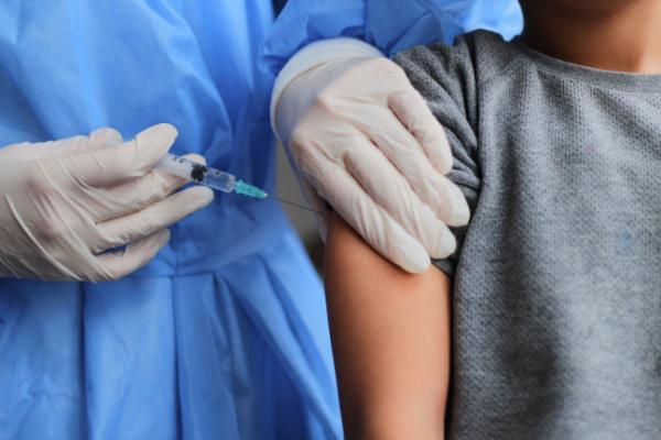 pediatras e vacinação