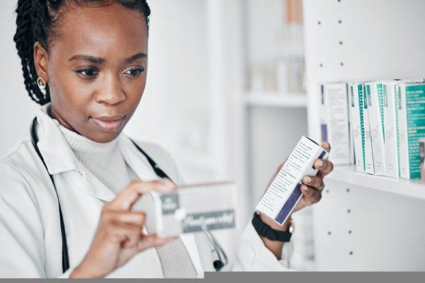 Lei sobre alerta de substâncias proibidas em bulas e rótulos é publicada