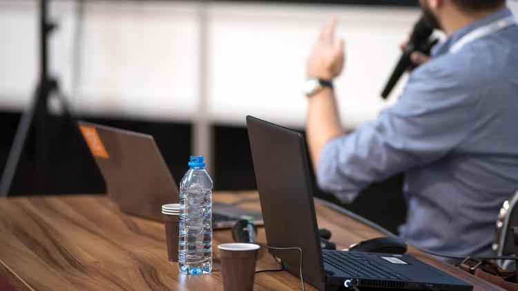 Representação do evento da Cremesp sobre dengue