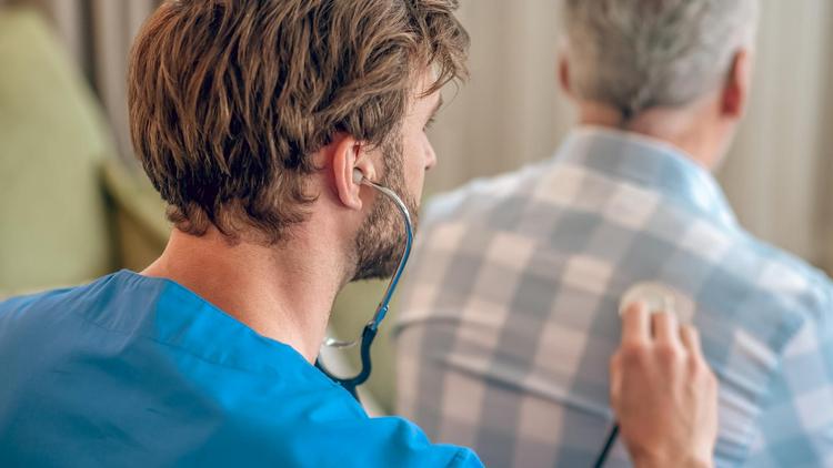 Dosagem de IFN vs. Xpert Ultra no diagnóstico de pericardite tuberculosa