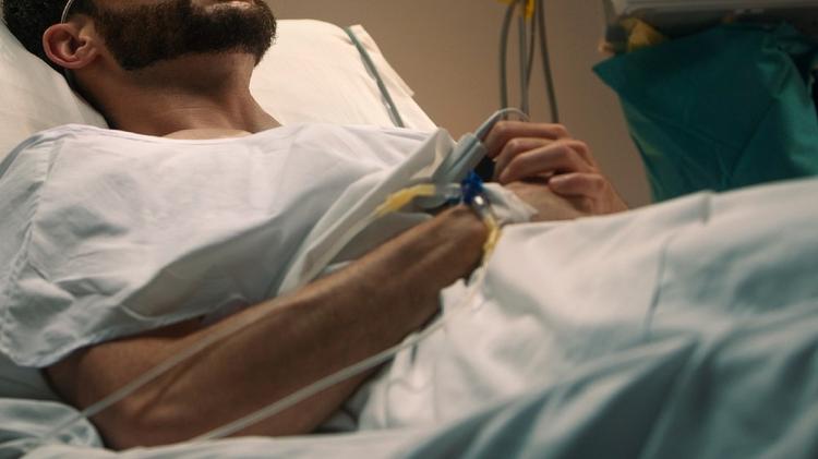 Análise de EAS em pacientes hospitalizados para predizer infecção urinária