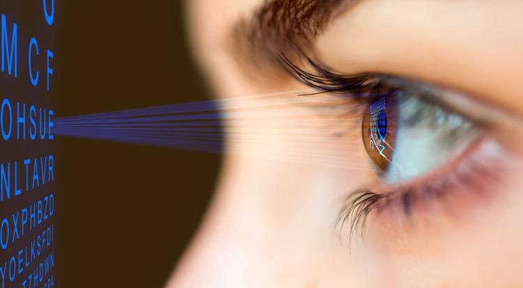 olho de pessoa com miopia