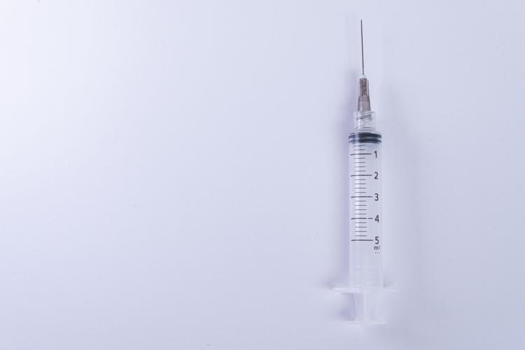 Vacina 4CMenB: dados de efetividade e impacto