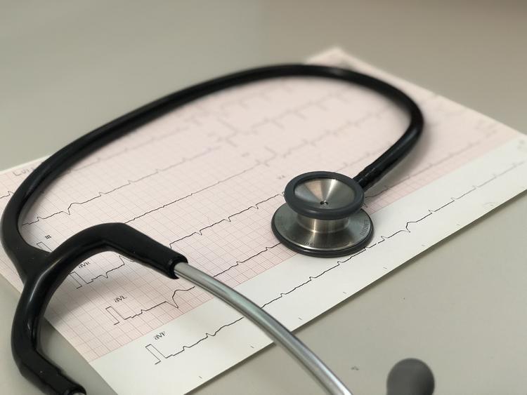 Quais Pacientes têm Maior Chance de Apresentar Extrassístoles Ventriculares?