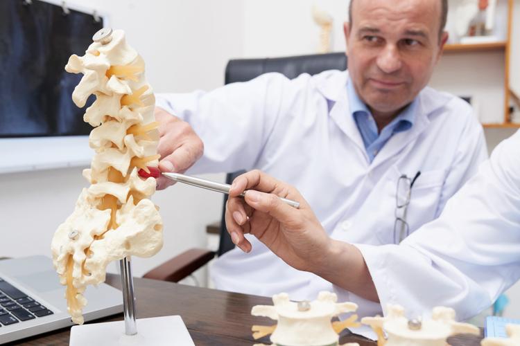 Podemos usar romosozumabe na osteoporose induzida por glicocorticoide?