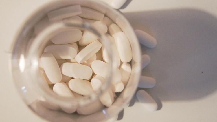 Efeito do sacubitril-valsartana comparado a IECA ou BRA na IC direita