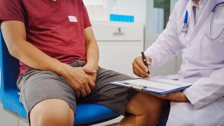 Caso clínico: Fimose em adulto