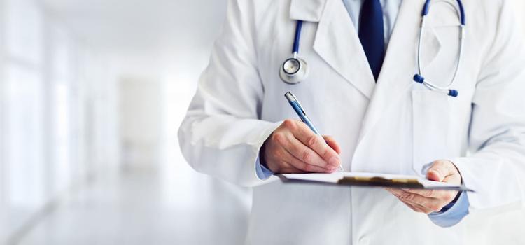 Tratamento para hipofisite: glicocorticoide em altas doses ou reposição com ICI?