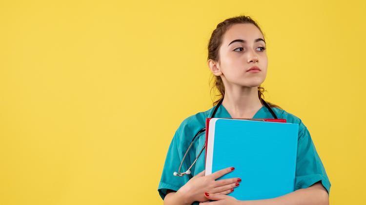 Publicado o edital do Enamed 2025, nota do exame poderá ser usada no Enare