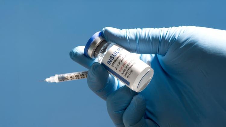 Novos dados da insulina efsitora de aplicação semanal em pacientes com diabetes