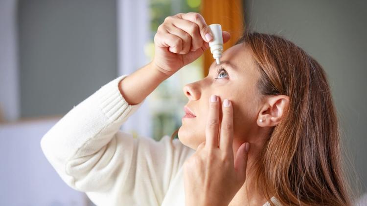 Colírio à base de aceclidina é aprovado nos EUA