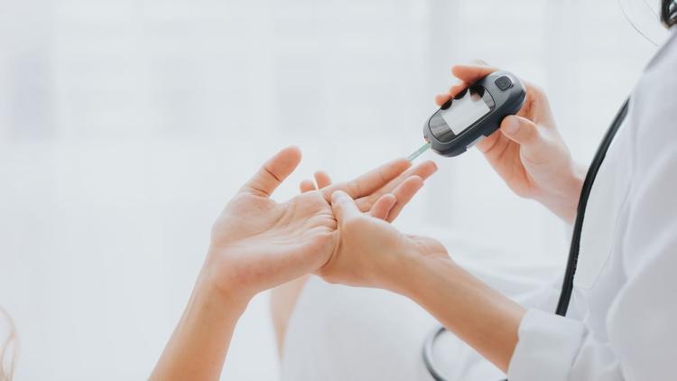 Osteoporose e diabetes: o que diz a nova diretriz da SBD?