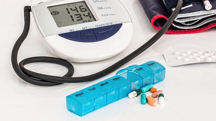 Polipílula de baixa dose no tratamento da hipertensão