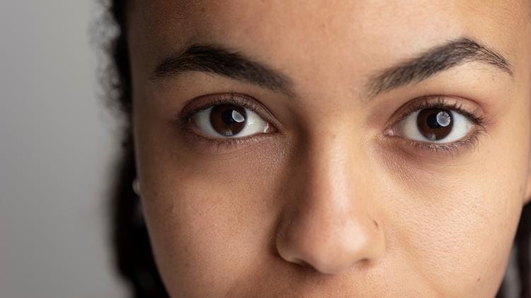 Brasil registra mais de mil casos de câncer ocular por ano, segundo o Inca