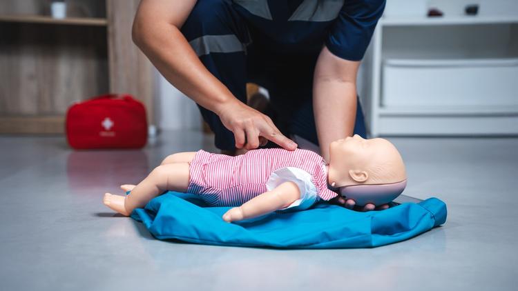 Reanimação cardiopulmonar pediátrica no Suporte Básico de Vida