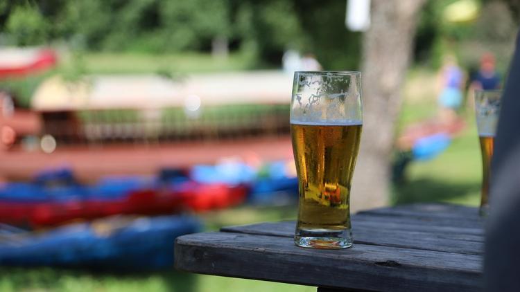 Uso de semaglutida semanal em adultos com transtorno pelo uso de álcool