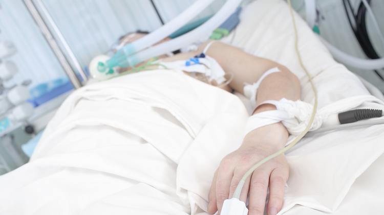 Protocolos de ventilação mecânica e desfechos em UTIP