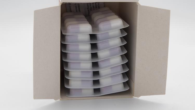 Anvisa recolhe medicamentos com irregularidades, e apreende e proíbe insumos