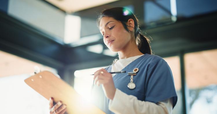 Descubra as vantagens de atuar no plantão como médico PJ