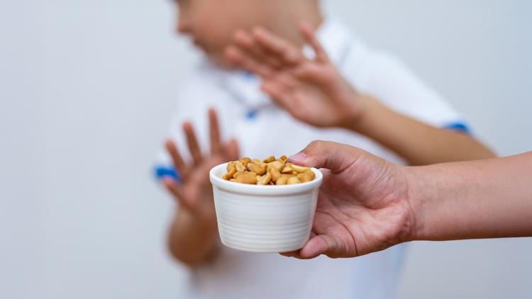 Metanálise identifica fatores de risco para a alergia alimentar em crianças