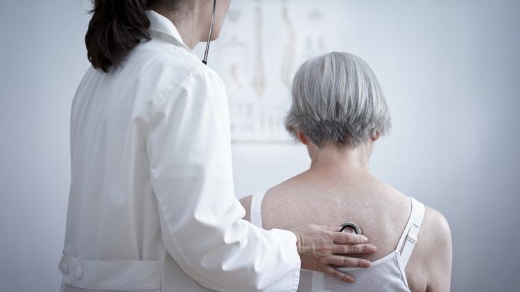 Stewardship para diagnóstico de pneumonia associada à ventilação mecânica