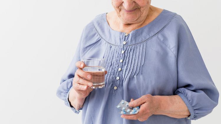 Farmacoterapia da síndrome do intestino irritável em idosos