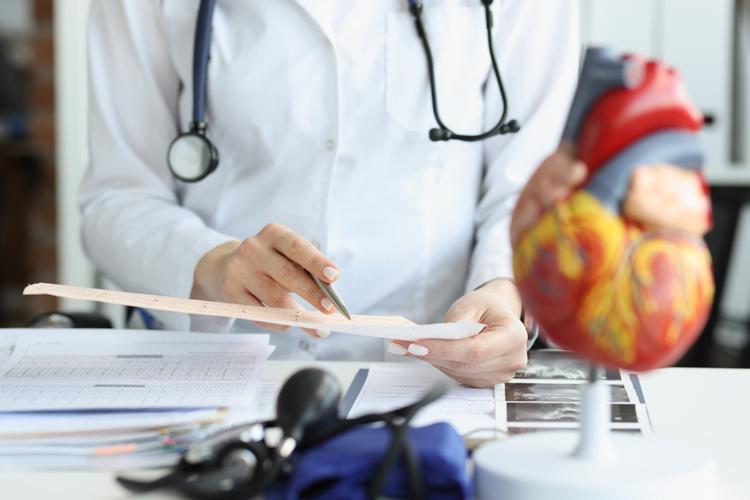 Benefícios do Mavacamten em adolescentes